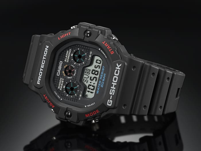 Relógio Casio G-Shock DW-5900-1DR resina preta detalhes branco e vermelho visor digital