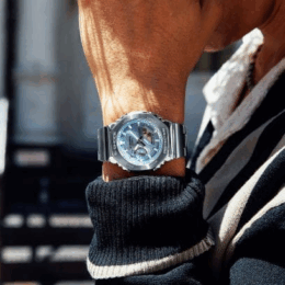 Relógio Casio G-SHOCK GM-2110D-2A