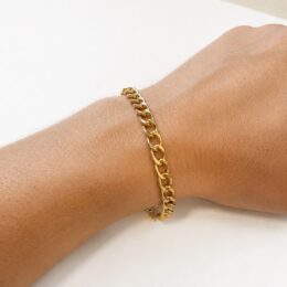 Pulseira masculina de ouro amarelo 18K elo groumet com fecho gaveta