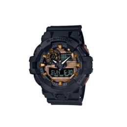 Relógio Casio G-Shock GA-700RC-1A em resina preta com tons ferrugem e detalhes em azul-claro